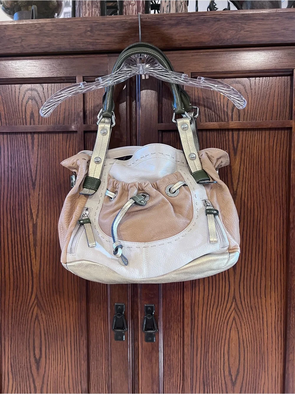 B Makowsky Lisbon Hobo Shoulder Bag Multicolor Leather Cream Tan Gold Slouchy